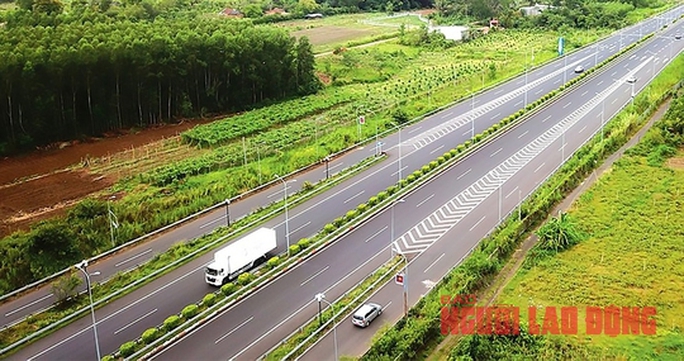 Khởi công dự án cao tốc không thu phí ở miền Tây - Ảnh 3.