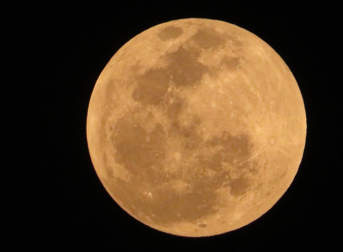 Siêu trăng cam 2 lần phình to hiện ra liên tiếp 4 tháng kể từ 3-7 - Ảnh 1.