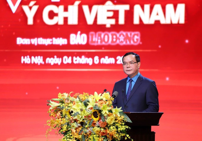 Tôn vinh 16 tập thể, cá nhân tiêu biểu trong chương trình Vinh quang Việt Nam - Ảnh 4.