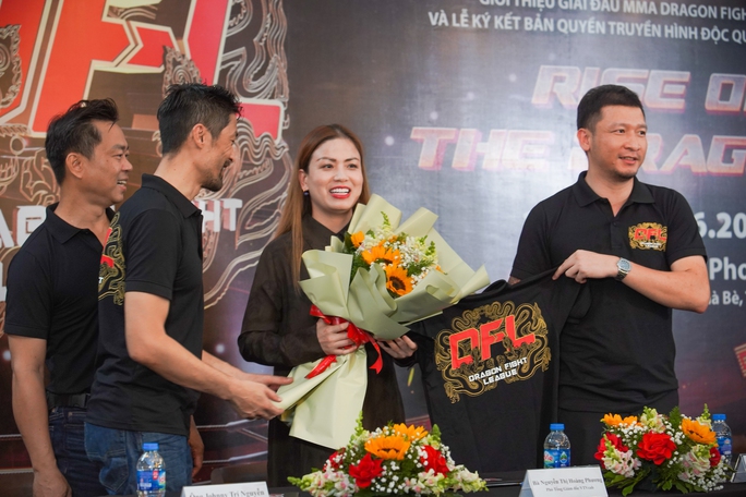 Johnny Trí Nguyễn dốc tâm huyết tổ chức Giải MMA Dragon Fight League - Ảnh 6.