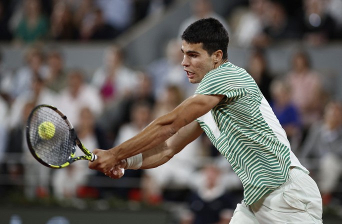 Alcaraz chạm trán Djokovic, chung kết sớm Roland Garros 2023 - Ảnh 3.
