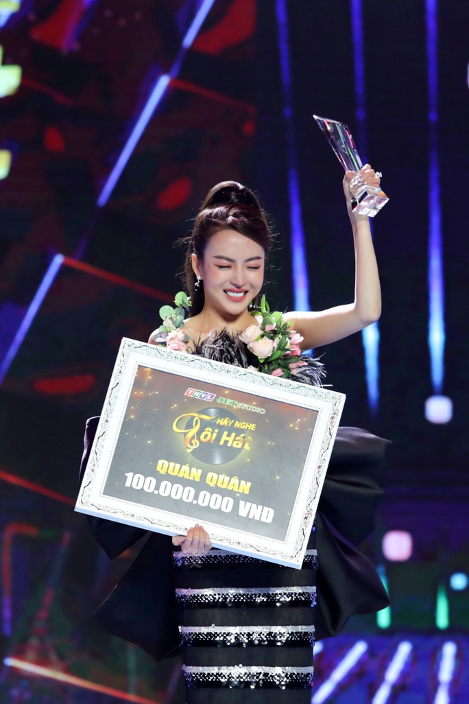 Học trò Ngọc Sơn thắng giải cuộc thi “Hãy nghe tôi hát” 2023 - Ảnh 7.