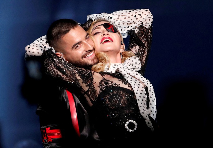 Madonna xuất hiện lần đầu kể từ khi trọng bệnh