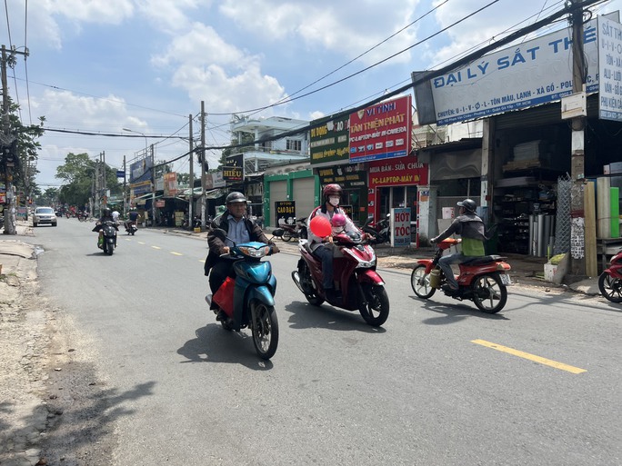 Công an triệu tập người mẹ trong vụ tai nạn thương tâm ở Gò Vấp, TP HCM - Ảnh 1. Công an triệu tập người mẹ trong vụ tai nạn thương tâm ở Gò Vấp, TP HCM - Ảnh 1.