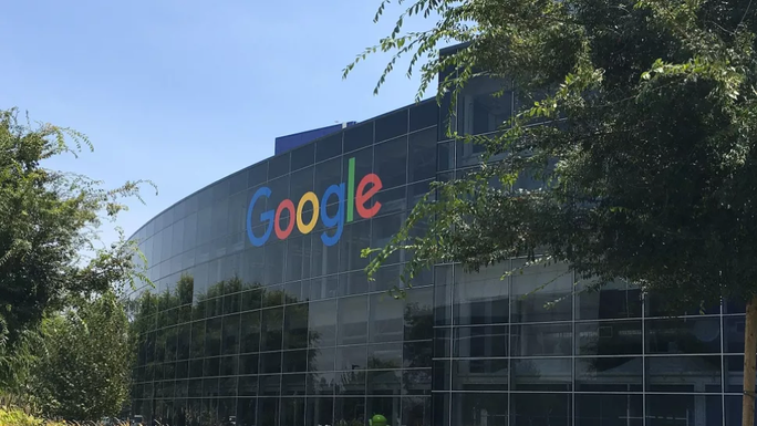 Google cho hàng ngàn nhân viên làm việc không kết nối mạng - Ảnh 1.
