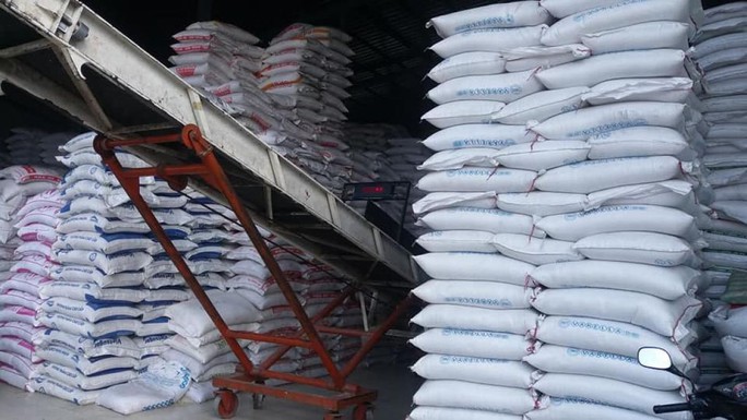 Ấn Độ cấm xuất khẩu gạo: Cổ phiếu gạo Việt Nam thăng hoa - Ảnh 1.