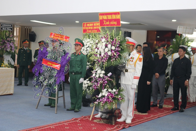 Lãnh đạo Đảng, Nhà nước viếng nguyên Trưởng Ban Tổ chức Trung ương Lê Phước Thọ - Ảnh 5.