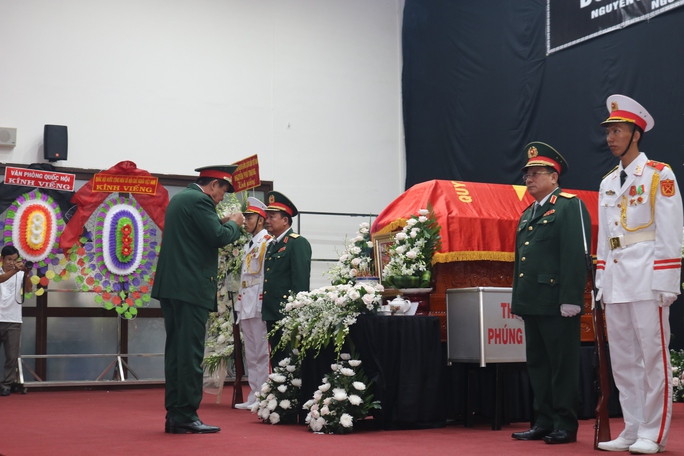 Lãnh đạo Đảng, Nhà nước viếng nguyên Trưởng Ban Tổ chức Trung ương Lê Phước Thọ - Ảnh 7.