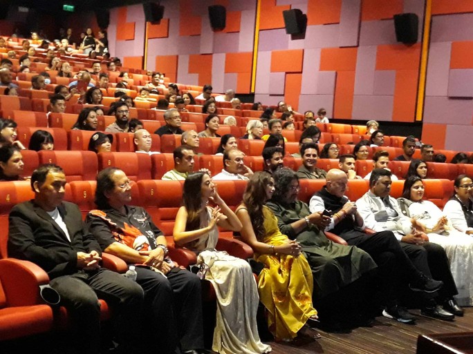 Loạt sao khuấy động Liên hoan phim Ấn Độ ở TP HCM - Ảnh 1.
