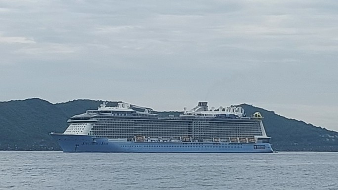 Du thuyền Spectrum of the Seas lớn nhất Châu Á đến Nha Trang - Ảnh 3.