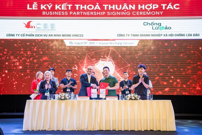 Ký kết hợp tác chống lừa đảo trên mạng - Ảnh 1.