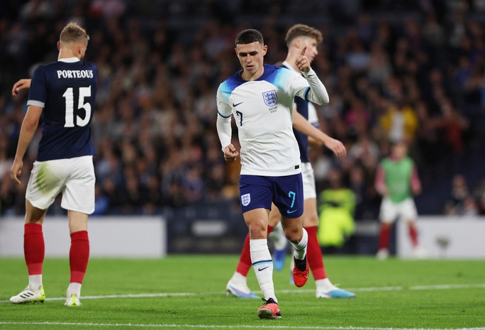 Maguire gây thảm họa, tuyển Anh vẫn hạ Scotland cuộc đối đầu thứ 150 - Ảnh 2. Maguire gây thảm họa, tuyển Anh vẫn hạ Scotland cuộc đối đầu thứ 150 - Ảnh 2.