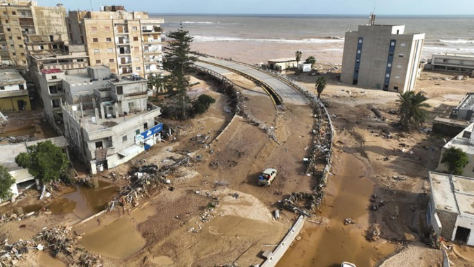 Libya sợ số nạn nhân thiệt mạng do lũ lụt lên đến 20.000 người - Ảnh 4.
