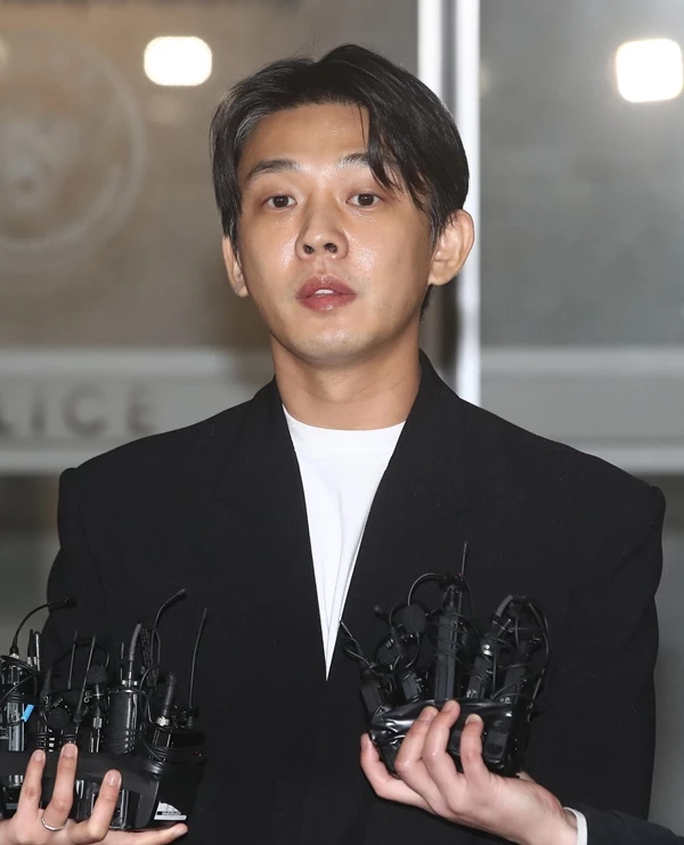 Công tố viên yêu cầu bắt giam “ảnh đế” Yoo Ah-in - Ảnh 3.