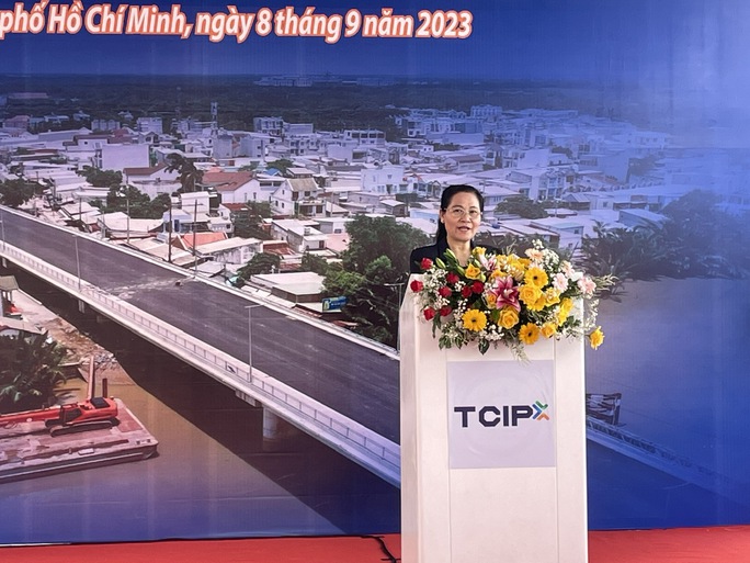 Chính thức thông xe cầu Long Kiểng sau 22 năm chờ đợi - Ảnh 2. Chính thức thông xe cầu Long Kiểng sau 22 năm chờ đợi - Ảnh 2.