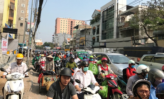 Ùn tắc trùng trùng, lớp lớp những ngày cận soi kèo nhà cái hôm nay - Ảnh 5.