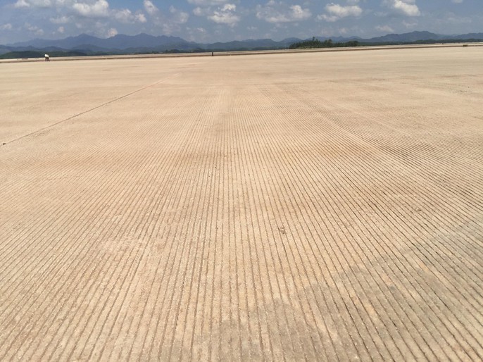 Soi trang thiết bị sân bay tư nhân đầu tiên trên cả nước - Ảnh 6. Soi trang thiết bị sân bay tư nhân đầu tiên trên cả nước - Ảnh 6.