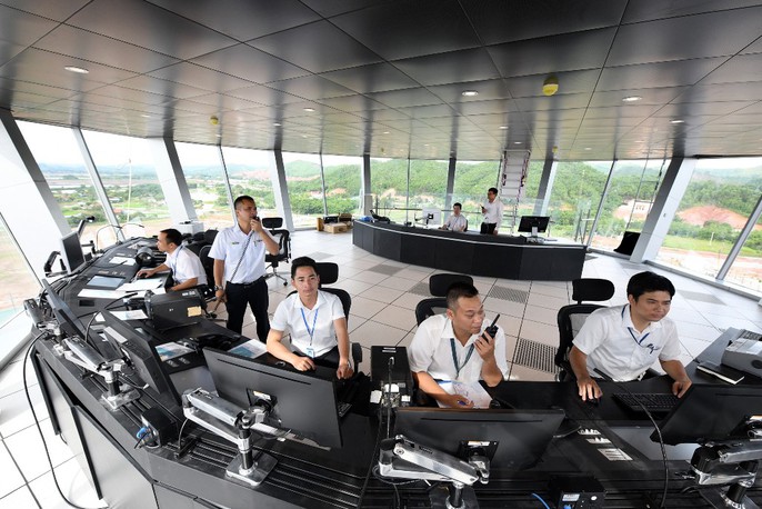 Soi trang thiết bị sân bay tư nhân đầu tiên trên cả nước - Ảnh 29. Soi trang thiết bị sân bay tư nhân đầu tiên trên cả nước - Ảnh 29.