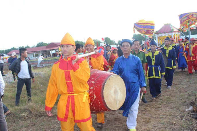 Lễ hội Nghinh Ông ở Bạc Liêu rút kinh nghiệm từ vụ chìm tàu khiến 3 người chết - Ảnh 3.