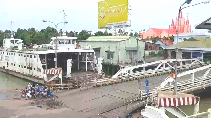 Đìu hiu bến phà Vàm Cống trước ngày khai tử - Ảnh 2.