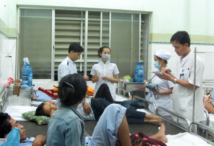 12 hai hành khách bị thương được cấp cứu ở bệnh viện Đa khoa tỉnh Bình Thuận.