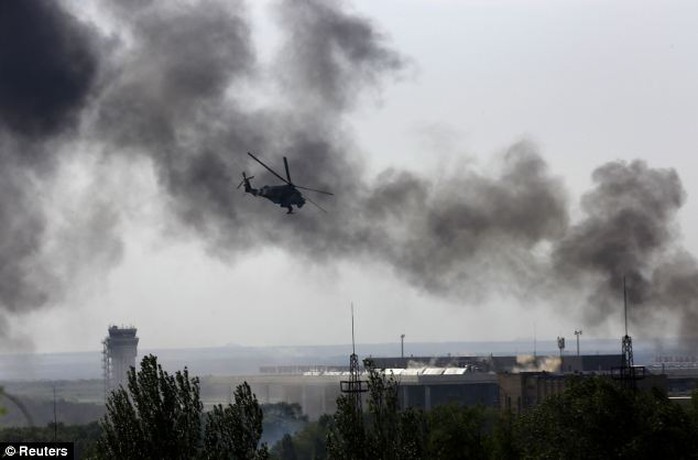 Quân đội Ukraine hôm 10-7 mở cuộc không kích vào Donetsk. Ảnh: Reuters