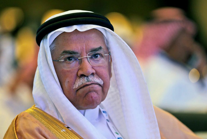 Bộ trưởng Bộ Dầu khí và Khoáng sản Ả Rập Saudi Ali Ibrahim Naimi dự Hội nghị năng lượng Ả Rập lần thứ 10 ở Abu Dhabi, UAE. Ảnh: AP