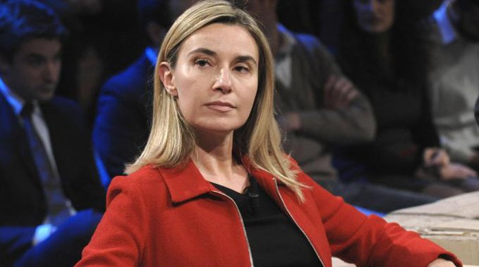 Ngoại trưởng Ý Federica Mogherini thông báo tạm hoãn trừng phạt Nga. Ảnh: EU News