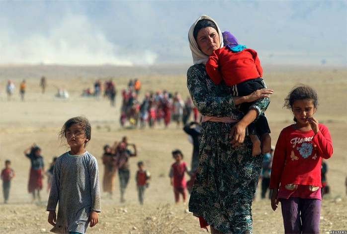 IS dường như đang muốn tận diệt cộng đồng thiểu số Yazidi ở miền Bắc Iraq. Ảnh: Reuters