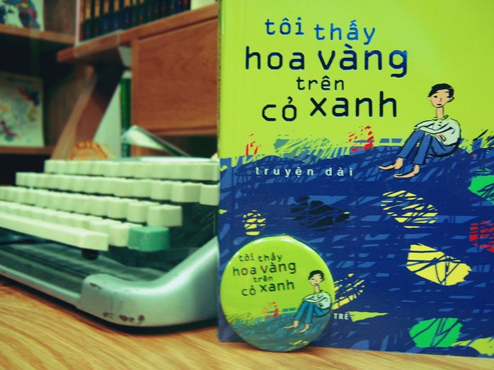 Phim Hoa vàng trên cỏ xanh (ĐD Victor Vũ) được chuyển thể từ truyện dài Tôi thấy hoa vàng trên cỏ xanh của nhà văn Nguyễn Nhật Ánh