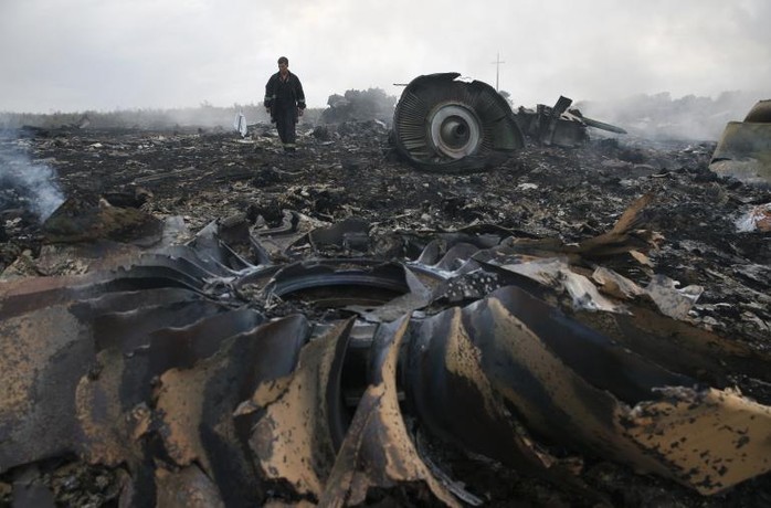 Chuyến bay MH17 gặp nạn hôm 17-7 khiến toàn bộ 298 hành khách và phi hành đoàn thiệt mạng. Ảnh: Reuters