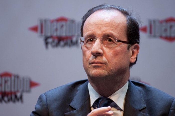 Tổng thống Pháp Francois Hollande đã gửi Bộ trưởng Giáo dục Benoit Hamon đến giải quyết vụ giáo viên bị đâm chết hôm 4-7. Ảnh: Wikimedia