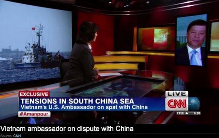 Đại sứ Việt Nam khẳng định Trung Quốc đang “cố tình tìm cách biến khu vực biển thuộc chủ quyền của Việt Nam thành khu vực tranh chấp. Đó là điều không thể chấp nhận được”. Ảnh: CNN