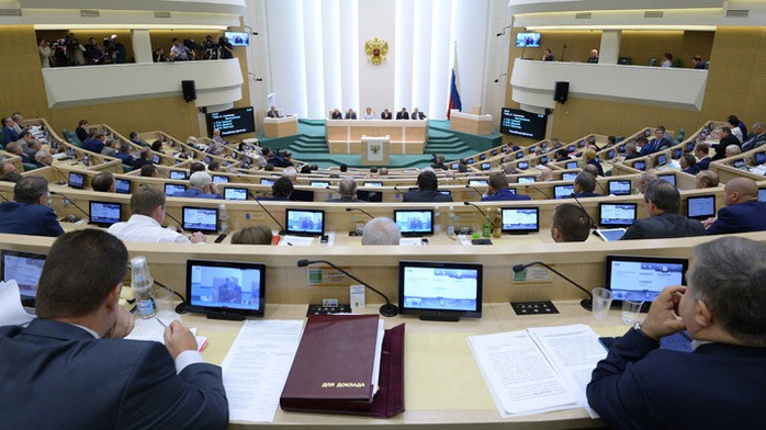 Members of the Federation Council at a meeting. (RIA Novosti / Vladimir Fedorenko) 