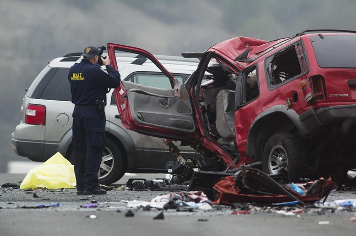 Tai nạn xe hơi thảm khốc ở California khiến 6 thành viên một gia đình thiệt mạng. Ảnh: AP