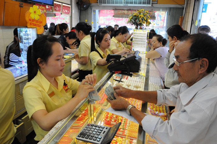 Giá vàng trong nước phụ thuộc nhiều vào chính sách quản lý thị trường vàng của Ngân hàng Nhà nướcẢnh: HỒNG THÚY