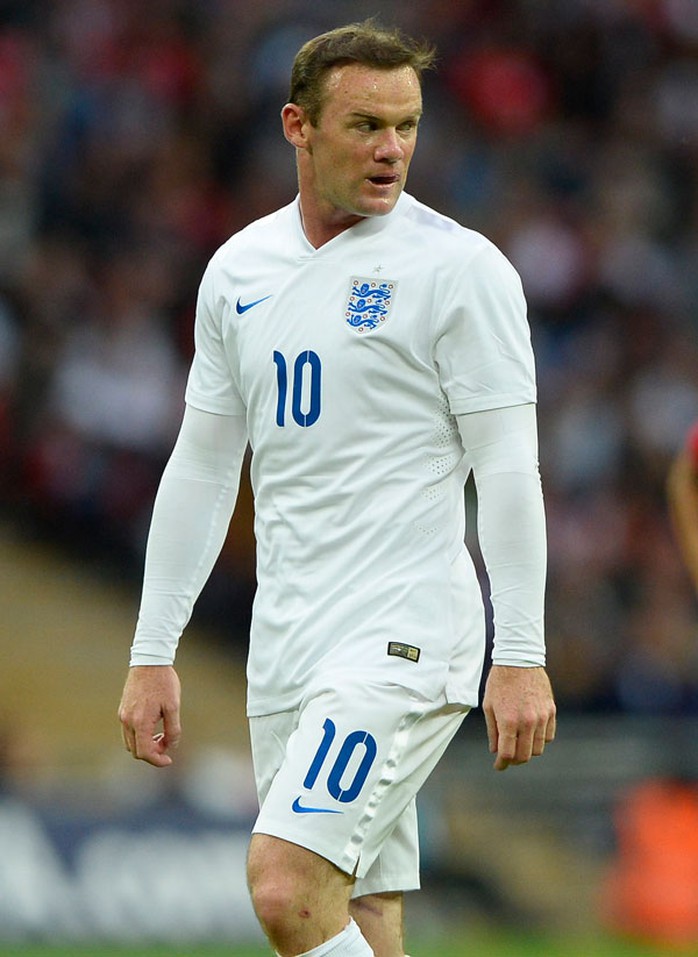 Wayne Rooney vẫn được HLV trưởng và đồng đội bảo vệ dù có màn trình diễn gây thất vọng trước Peru 	Ảnh: REUTERS