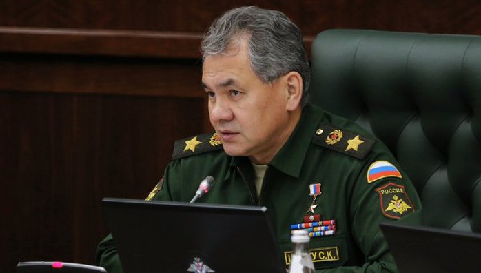 Bộ trưởng Quốc phòng Nga Sergei Shoigu cho biết quân đội nước này đã sẵn sàng cho bất cứ tình huống phát sinh nào ở Ukraine. Ảnh: RIA Novosti