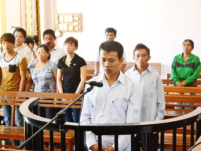 Trần Bảo tại phiên tòa