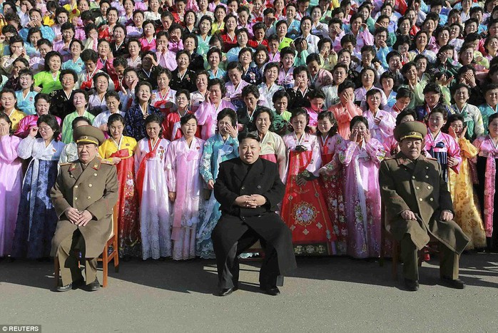 Lãnh đạo Kim Jong-un tham gia một hội nghị dành cho quân nhân Triều Tiên gần đây. Ảnh: Reuters