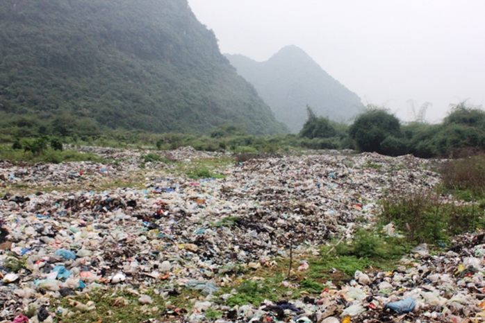 Bãi rác Thung Trâu gây ô nhiễm khiến người dân bức xúc