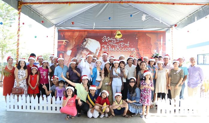 Cư dân Biệt thự Đại Phước Lotus đón chào Giáng sinh 2014