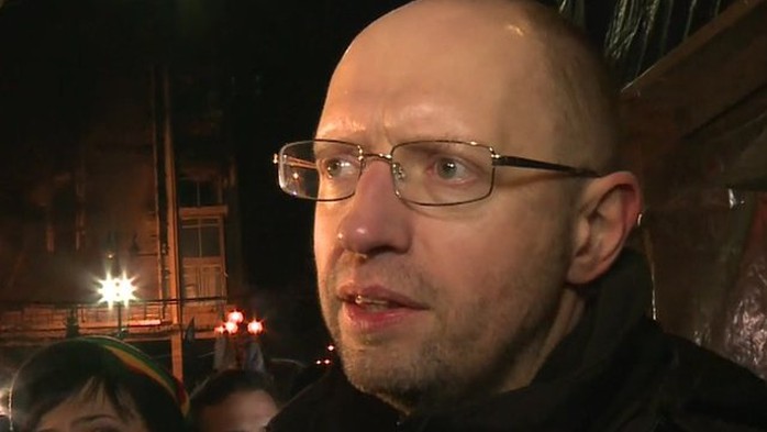 Thủ lĩnh đối lập Arseniy Yatsenyuk làm Thủ tướng tạm thời Ukraine. Ảnh: BBC
