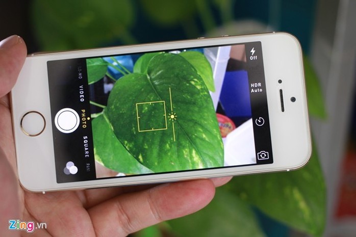 Camera trên iOS 8 được tăng cường thêm nhiều tính năng thú vị. Ảnh: Quốc Khánh.