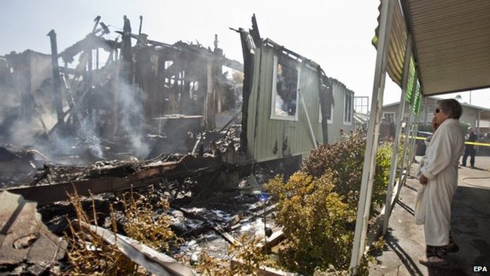 Nhiều nhà bị cháy ở Napa... Ảnh: EPA