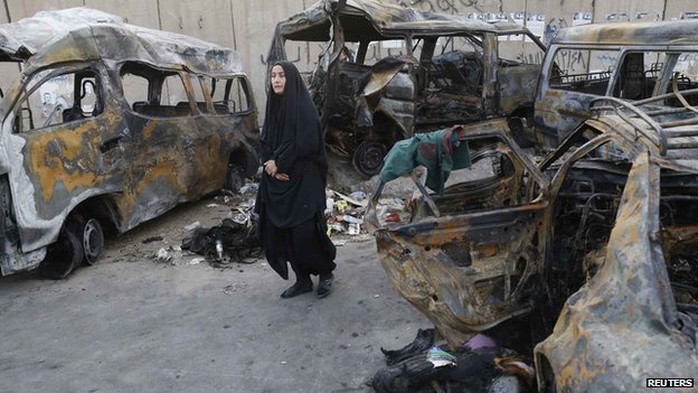Ít nhất 75 người bị giết chết trong các vụ đánh bom cuối tuần qua. Ảnh: Reuters