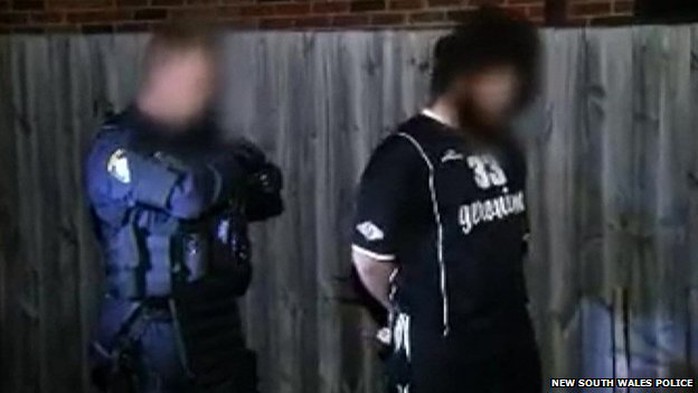 15 người bị cảnh sát bắt giữ. Ảnh: New South Wales Police