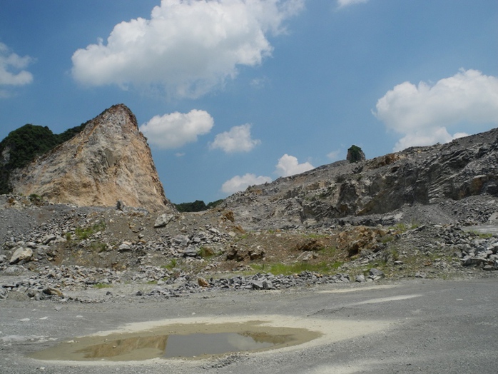 Mỏ đá xảy ra vụ tai nạn lao động nghiêm trọng