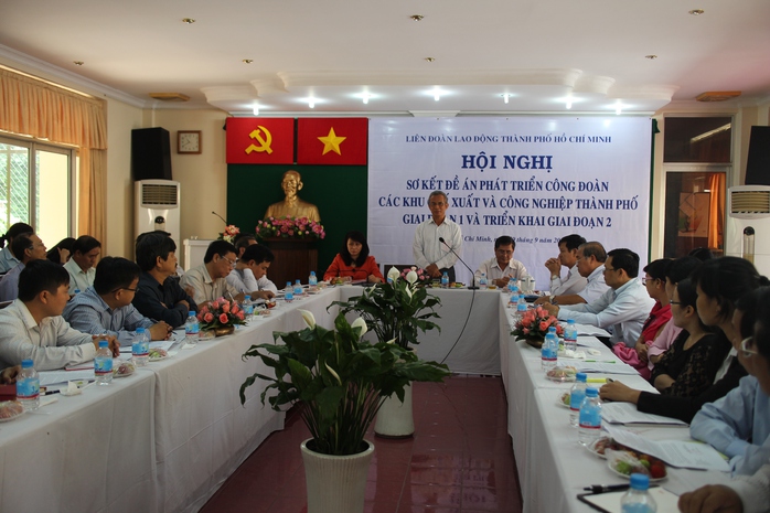 Chủ tịch Tổng LĐLĐ Việt Nam Đặng Ngọc Tùng phát biểu tại buổi làm việc