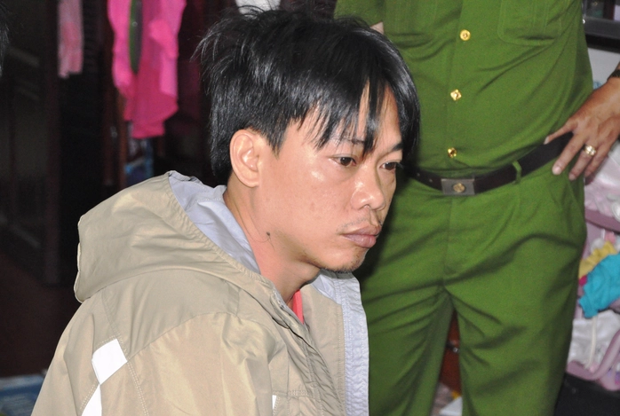 Lưu Tấn Hưng, một trong những đối tượng cầm đầu đường dây tổ chức đánh bạc qua mạng internet bị công an bắt giữ.